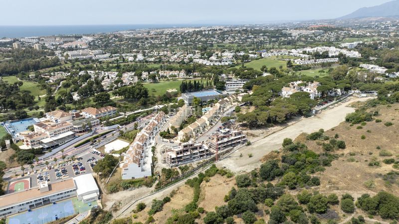 Foto da8b4900-e063-4266-9c76-07bbcfcdffc1. Apartament amb aparcament piscina a Divina Pastora Marbella