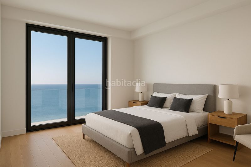 Foto f7eca5bb-b361-44c4-b828-c07d687f46bb. Casa adossada amb piscina a Centro Histórico Málaga