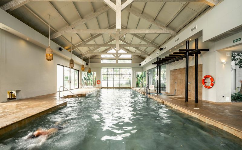 Foto 9aa08ad0-3bae-47d5-a04b-2d992cb8a27a. Chalet en Centro Estepona