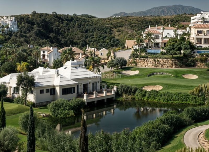 Foto d689b6e9-07ea-44bc-a686-86263774bac0. Chalet en Centro Estepona