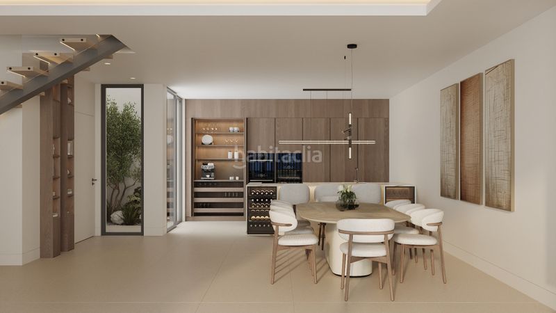 Foto 8a71456f-f48c-4a4f-bdaf-ca50a6993c8a. Casa adossada amb piscina a Santa María Marbella