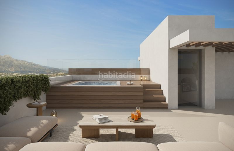 Foto fc3fc1a3-c543-4018-8b4c-3801ad1a1735. Casa adossada amb piscina a Santa María Marbella