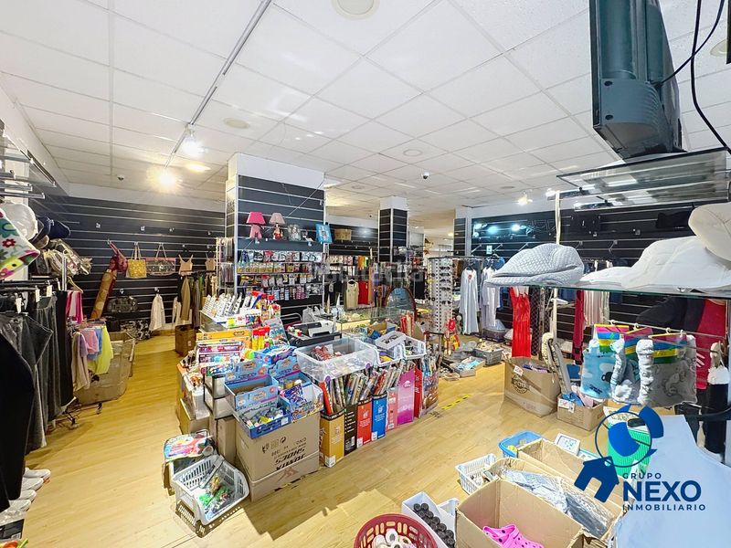 Foto 0cb3c3cf-0bdb-4e27-aa5d-02c0e89830dc. Local comercial a avenida de schultz 137 a Llano Gijón