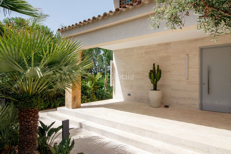 Foto 6560024b-f93f-451a-a03f-8bd0117fa310. Casa amb calefacció aparcament piscina a Baixador Castelldefels
