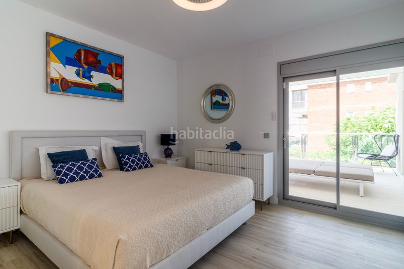 Foto a5eebf5e-e048-4b59-9939-7836bf6a5c1c. Casa amb calefacció aparcament piscina a Baixador Castelldefels