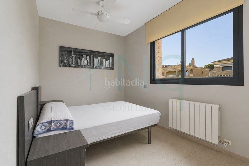 Foto b89cf4b9-b9ef-4945-a081-cb665345d223. Casa amb calefacció aparcament piscina a Segur de Calafell nucli urbà Segur de Calafell