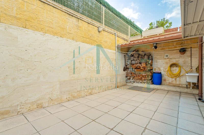 Foto ef8018df-84ca-45bf-83db-c3b1b07a51d9. Casa amb calefacció aparcament piscina a Segur de Calafell nucli urbà Segur de Calafell