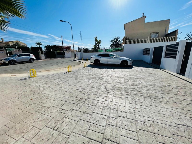 Foto f21162ca-d0e6-4f57-bacc-bfde727d456a. Xalet a Aguas Nuevas Torrevieja