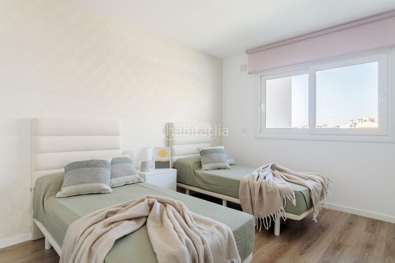 Foto d79c4001-17f5-48af-92fd-38f7620edf42. Xalet amb piscina a balcón de Finestrat-terra marina Finestrat