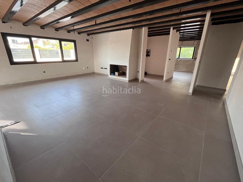 Foto b214d76e-db44-4902-89dd-36f5895a5959. Xalet a Penàguila