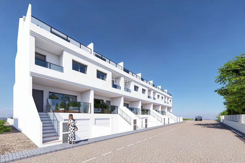 Foto a3744a23-4190-46eb-85ab-8ac40c009f07. Casa adossada amb piscina a Rafal