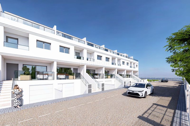 Foto bffd4a74-4781-4a57-96ae-a807e4ffee7d. Casa adossada amb piscina a Rafal