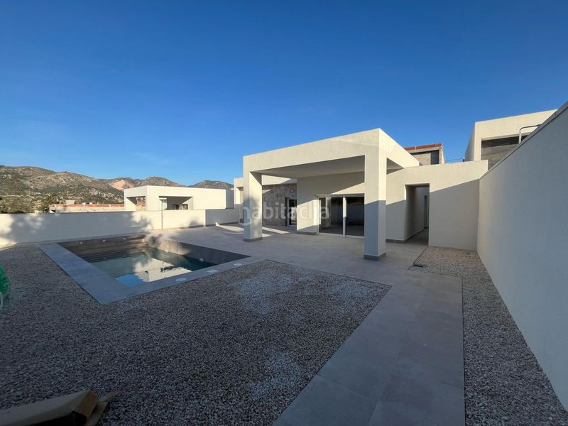 Foto 1dea470f-da01-4d59-90b3-1a12c4288140. Chalet en Romana (la)