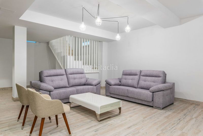 Foto f1ce5ed5-49eb-4c60-a9b9-7608b71c339d. Chalet avec parking dans Rojales
