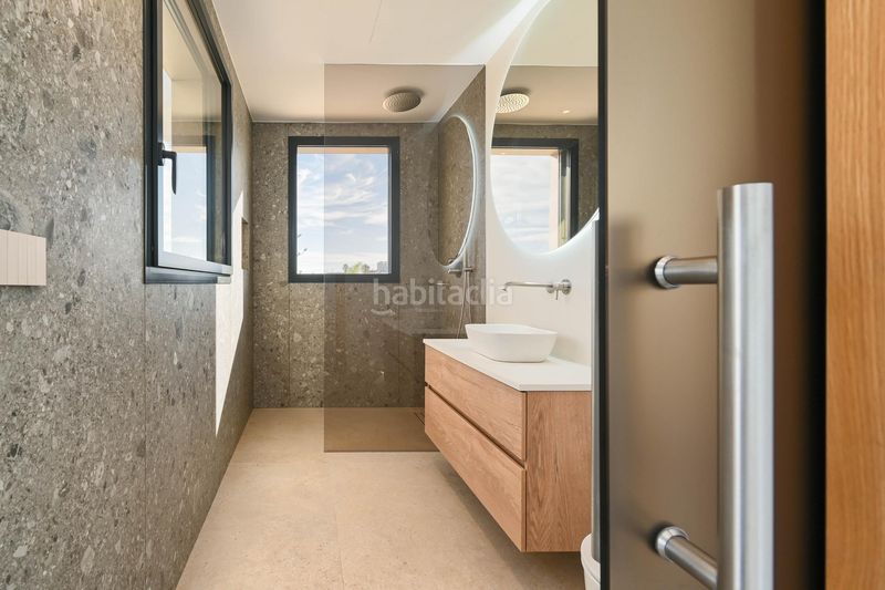Foto d1d579ae-01ef-4035-b3ae-609a8a5922d0. Chalet en La Fustera Benissa