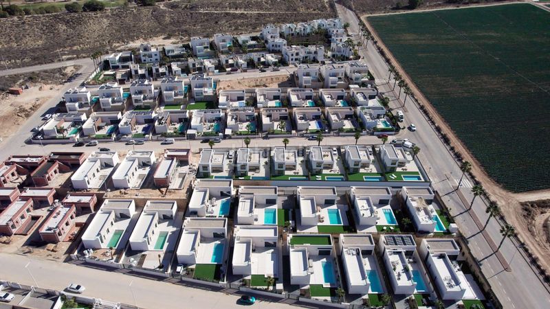 Foto b55a5e54-fa8e-4d0f-b1ad-fb7e10b310f7. Chalet en Algorfa