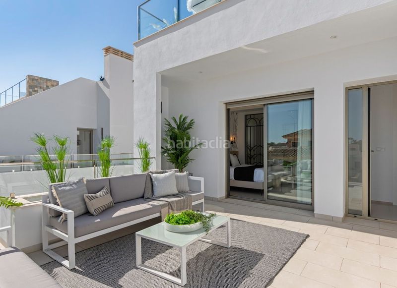 Foto 7c3c2e6d-2aa7-48c5-80bb-a4cdf1c96d73. Chalet en Centro Alcázares (Los)