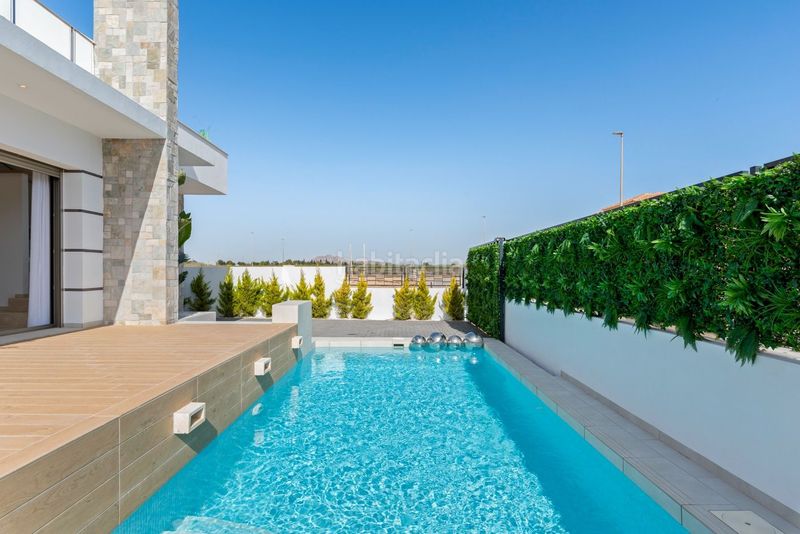 Foto ef0e5874-2518-4def-b1a9-df50913792de. Chalet en Centro Alcázares (Los)