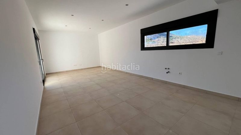 Foto f66f5002-c24b-4700-99ee-6a802de99a0b. Xalet a Abanilla