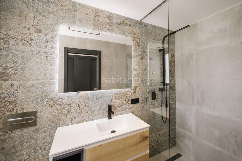 Foto 0cce3857-1809-4b2f-a44d-8a6bfc704d15. Casa adossada amb aparcament piscina a Rojales