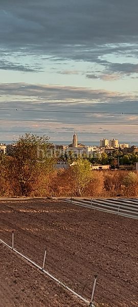 Foto ed98382c-f468-4b3e-a59d-3edf1bb34018. Casa amb aparcament a Nord Vilanova i la Geltrú