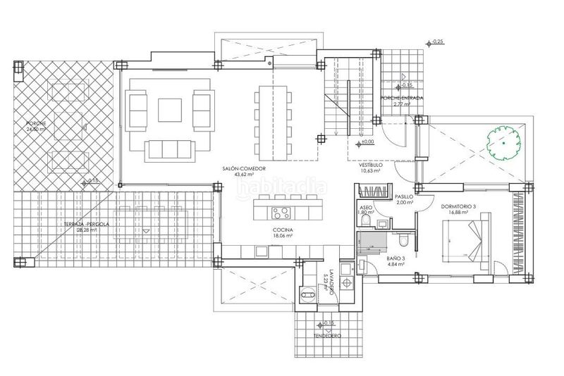Foto 8a4ff9bf-7324-4f0d-80c1-415ac6070497. Xalet amb aparcament piscina a Estepona golf Estepona