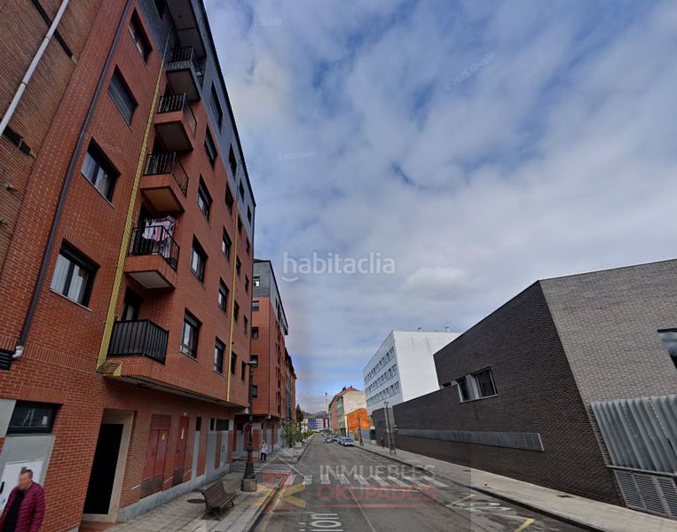 Foto 08b53a66-10e8-48c7-82fd-a20fe683b364. Pis a La Felguera Langreo