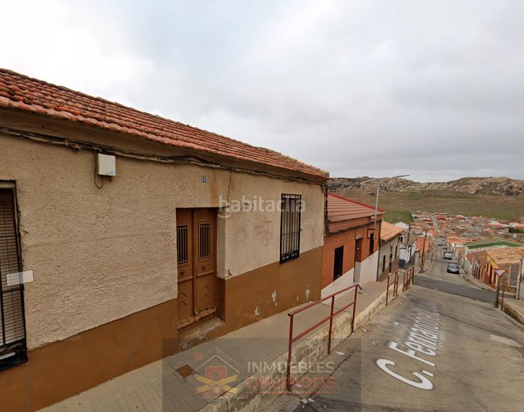 Foto b368545f-ac1f-4d6a-a1a0-c45d198c5bbf. Casa a Las Mercedes - El Carmen Puertollano
