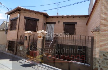 Foto 369603a5-0e3a-4a35-874b-5fd9b87f8462. Casa amb aparcament a Mora