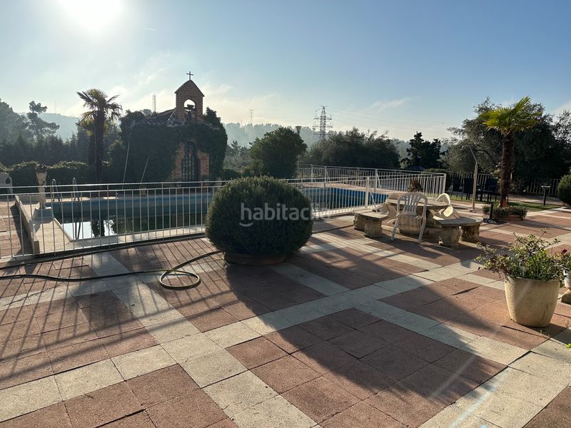 Foto cbaaa727-0676-44a3-8c49-44d8110b4e72. Masia amb xemeneia calefacció aparcament piscina a Toledo