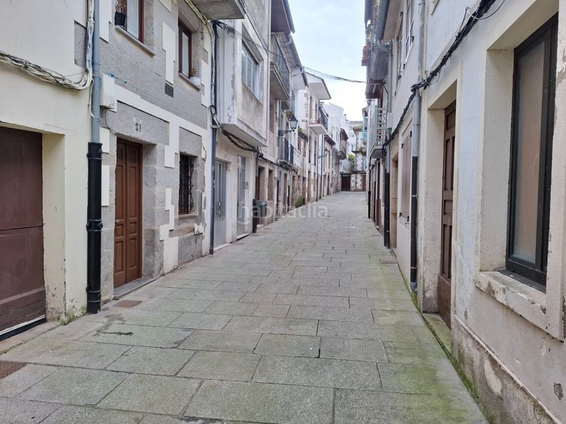 Foto f945022d-722b-443e-b8e6-e783d1c86c83. Casa adosada en calle luis trelles 17 casa a restaurar en Viveiro