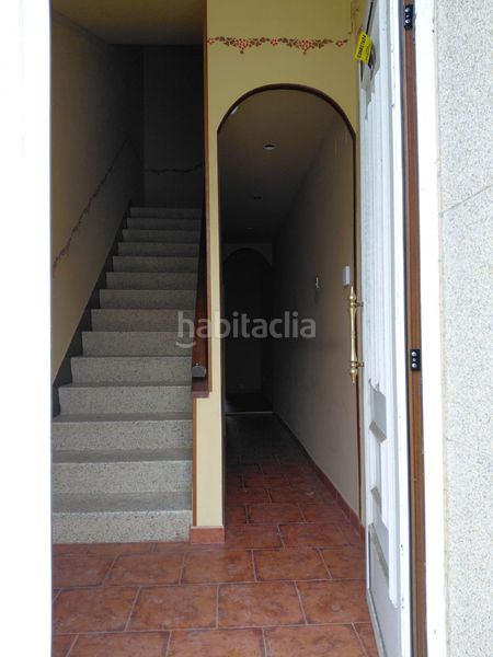 Foto 63ff1c59-15f3-47fe-8cb5-52fd5be783dc. Casa adossada a avenida erbecedo 43 a Coristanco