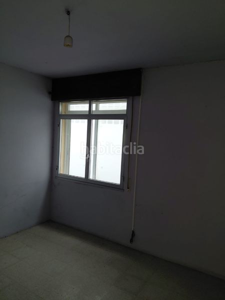 Foto c2624fef-e23f-4d4f-a4a2-8d93469af978. Casa adossada a avenida erbecedo 43 a Coristanco