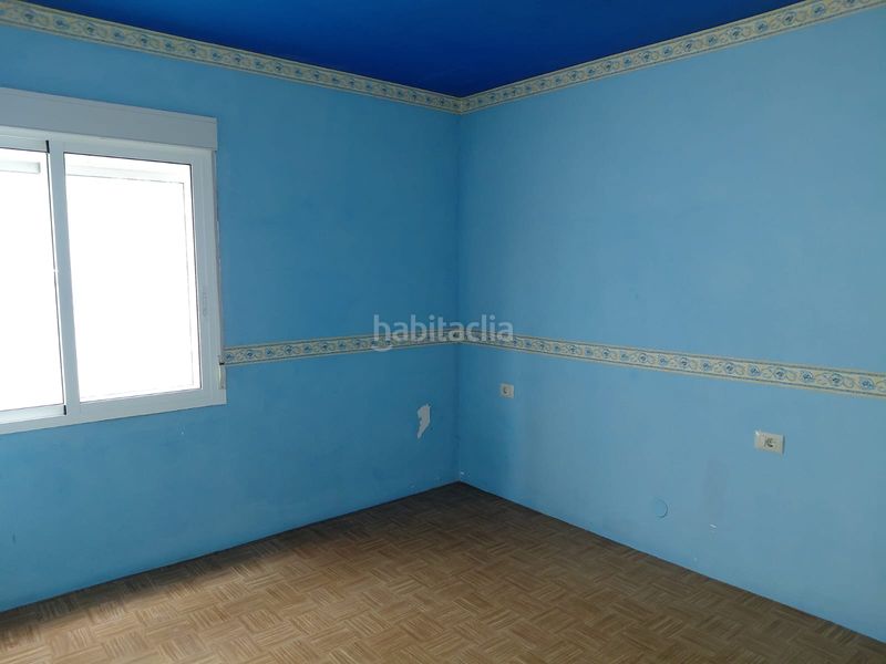 Foto d52b382e-aadf-4096-9796-75d13aa0e4c0. Casa adossada a avenida erbecedo 43 a Coristanco