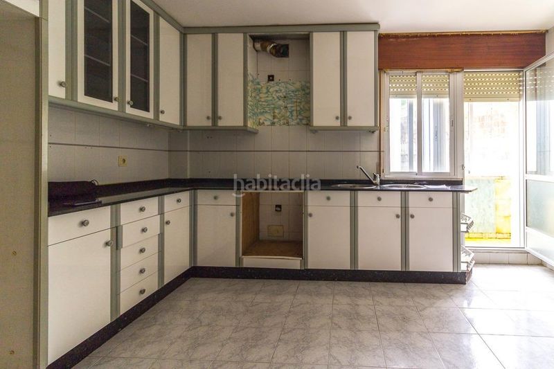 Foto 2cefe899-4646-470c-bc92-361f84b6aadd. Pis amb aparcament a San Salvador - Caeira Poio