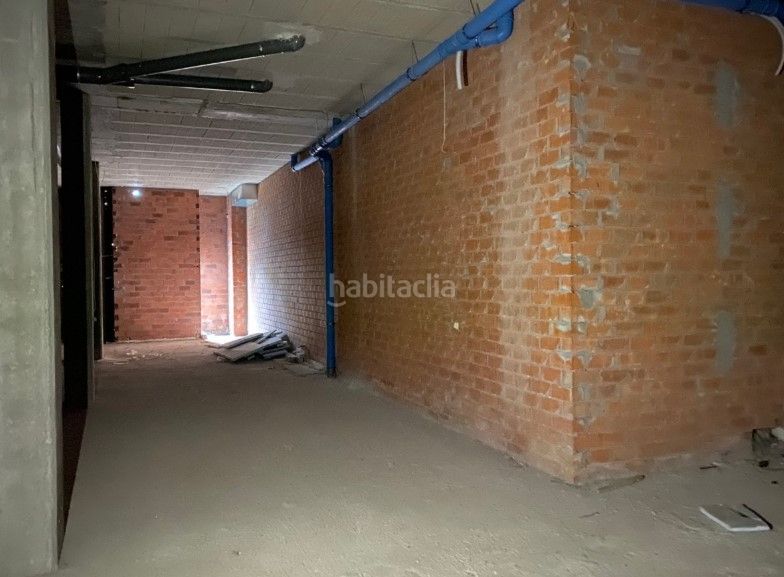 Foto 5b51aa3d-1b36-494f-b6e4-f2ce761f7508. Local comercial a Bertamirans Ames
