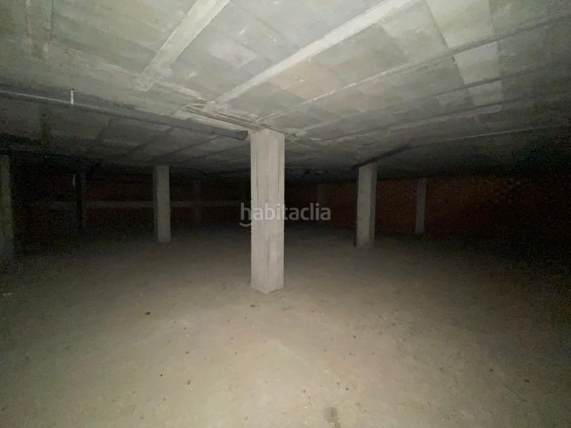 Foto e9b5cbec-e0e1-4150-860f-f9ac901d3092. Local comercial a Cañiza (A)