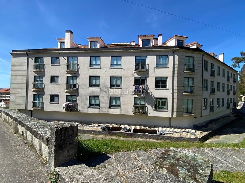 Foto c277255c-223d-438e-a284-6355935411d2. Local comercial a Cañiza (A)