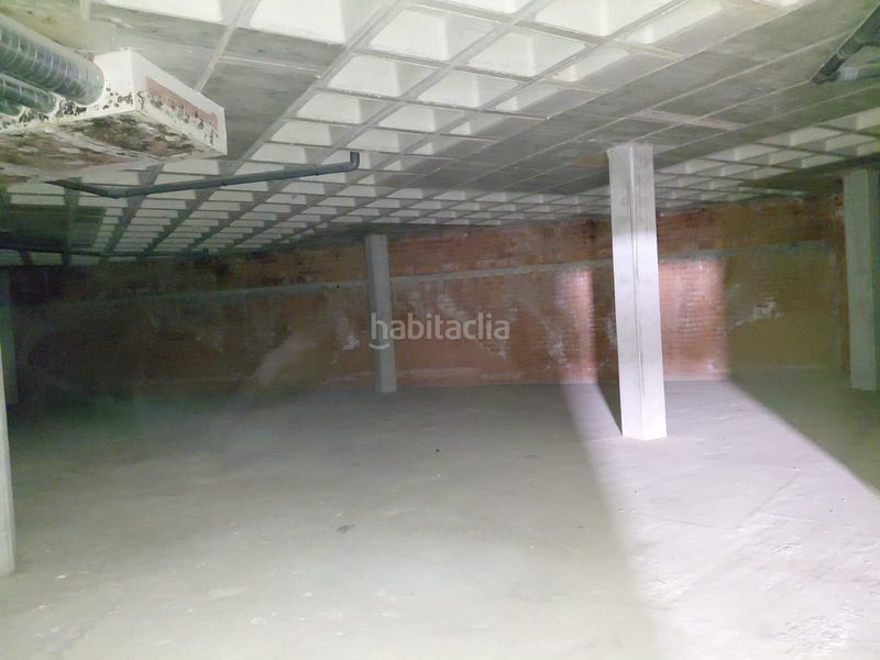 Foto fd0c88a3-b1d6-4e89-88d2-04d7dc33e4bc. Local comercial  en Cee
