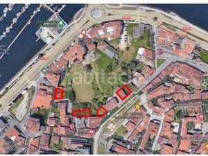 Foto d98e0d7b-ce7b-45df-b817-60a096f06931. Terreny residencial a Centro - Echegaray Pontevedra