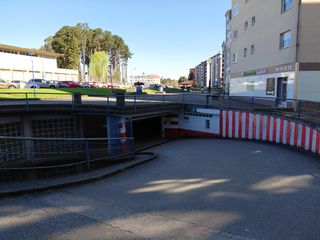 Aparcament cotxe a Avenida rutis 20. Garaje en culleredo