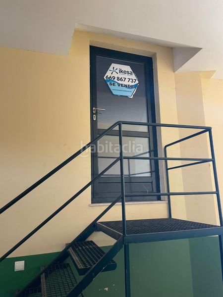 Foto 184405cb-370c-4be7-9217-d206c722eebf. Local comercial a Silleda