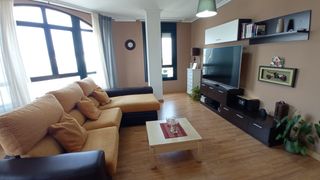 Duplex in Rúa eduardo pondal 20. Dúplex de 4 hab. en foz