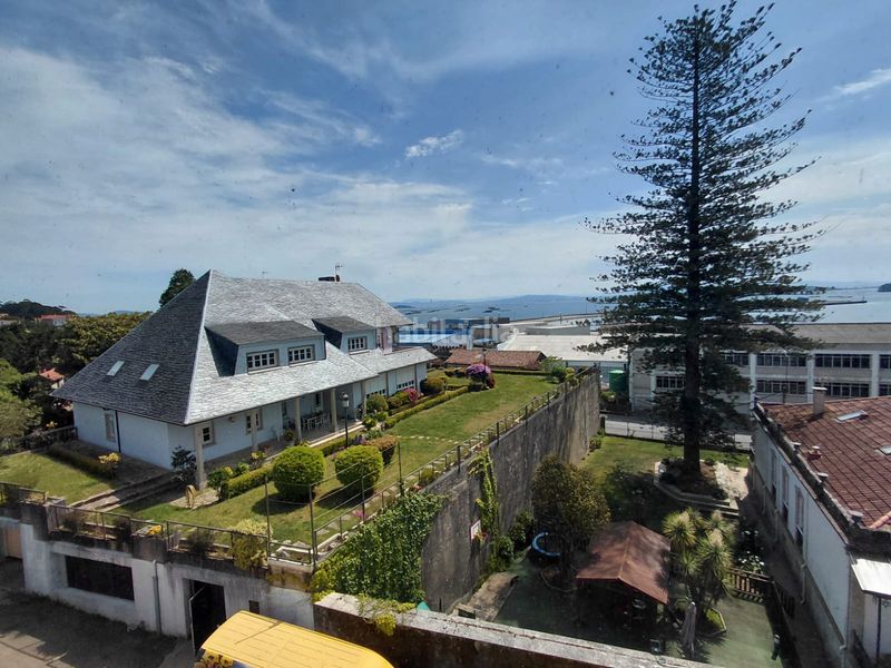 Foto 560e5417-d762-4c80-a4ca-2c5aec6e766a. Pis a Pobra do Caramiñal (A)