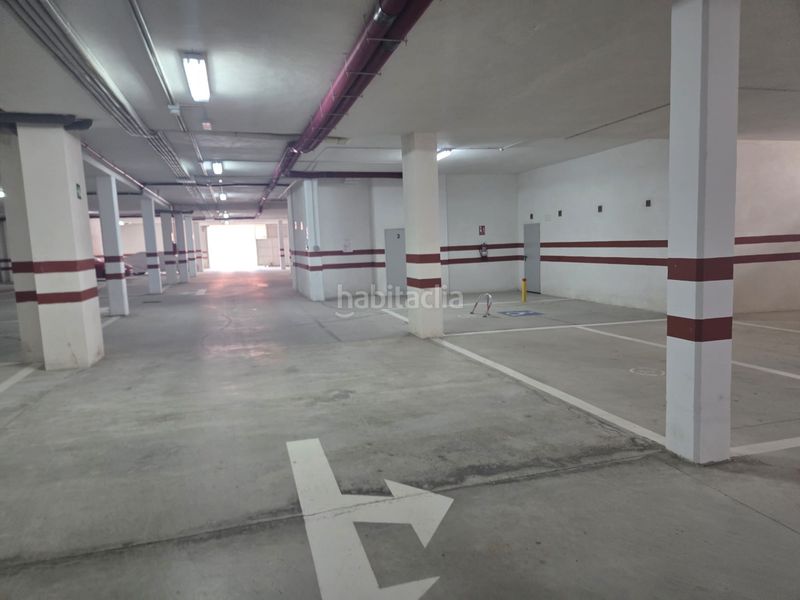 Foto a1470b2a-b151-4c65-9648-76fb80d82018. Aparcament cotxe a Barreiros