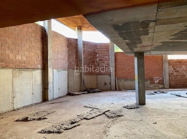 Foto 6fb58935-dfef-4cd1-b992-cf14e3e22a71. Local comercial a Lalín