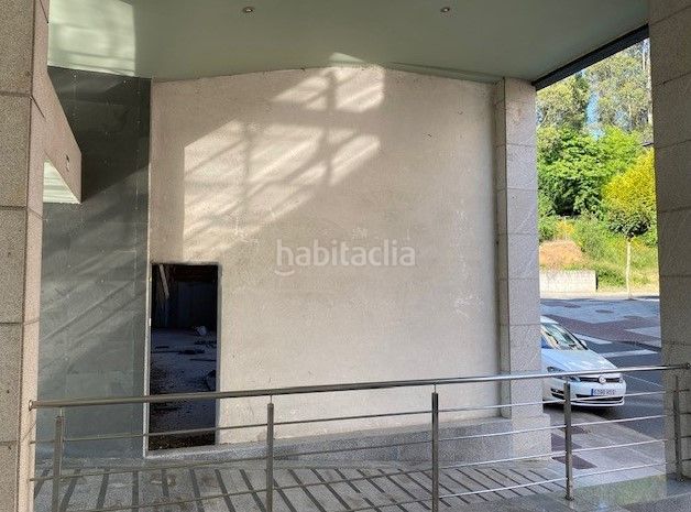 Foto 80b3d8d3-c108-487d-b98b-3aa559be20d8. Local comercial a Lalín