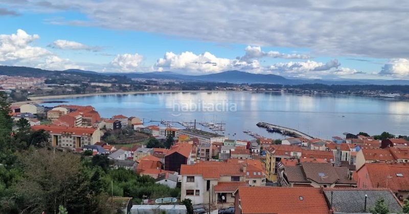 Foto 0c25ca8b-2111-4f4e-96eb-9810a479f7f8. Pis a urbanización escarabote 59 a Boiro