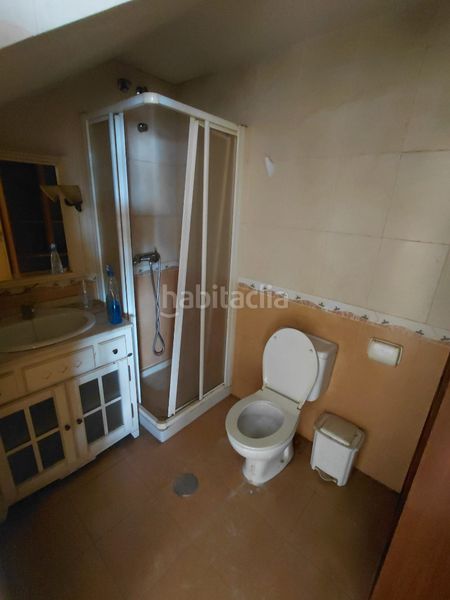 Foto d39e0878-87a9-45b5-8018-f51e7eea3cd0. Pis a urbanización escarabote 59 a Boiro