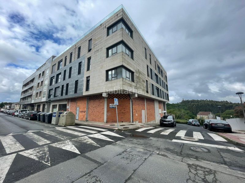 Foto b183891e-fa5a-43c7-b082-60e7c3f9c1cb. Local comercial  en Silleda